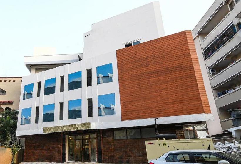 פנסיון Oyo 77206 Thamarai Resort