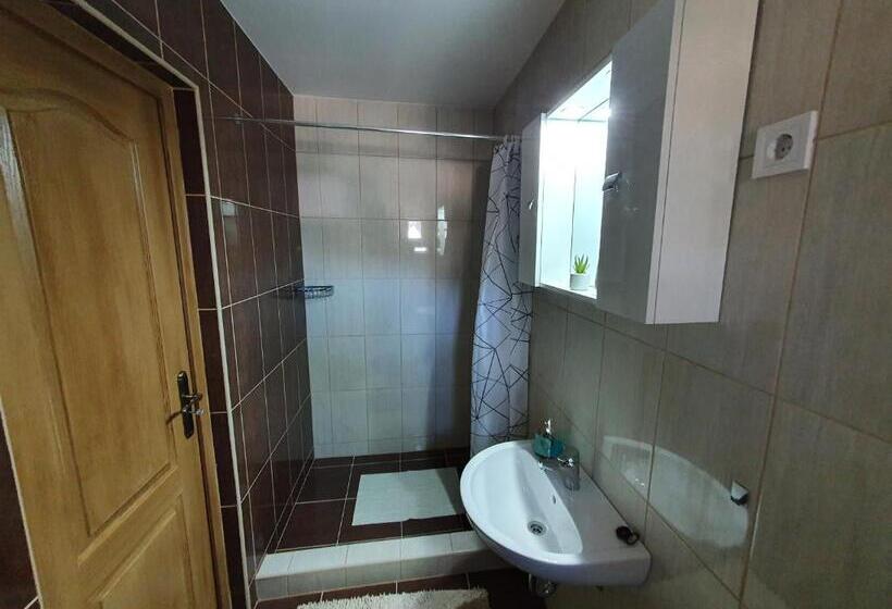 פנסיון Réteskert Vendégház és Apartman