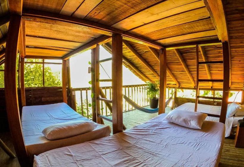 Tamarindo Beach Hostel