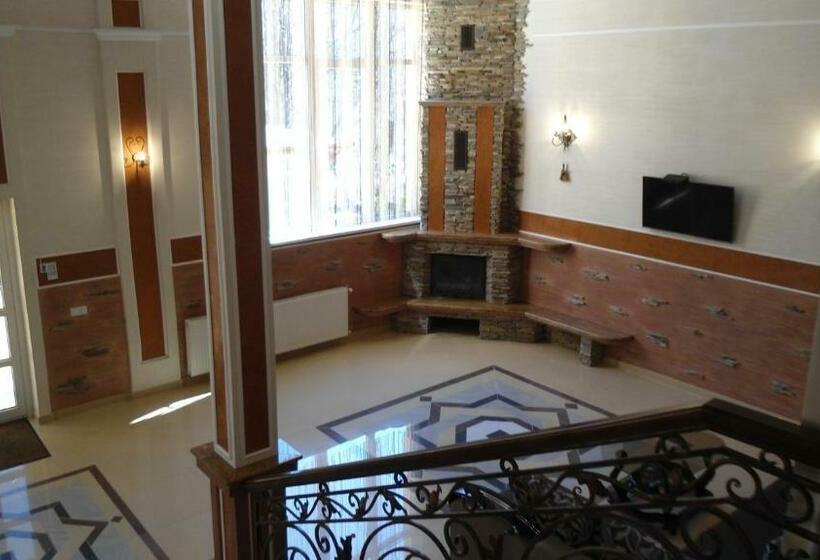 ユースホステル Sinyak Vilux