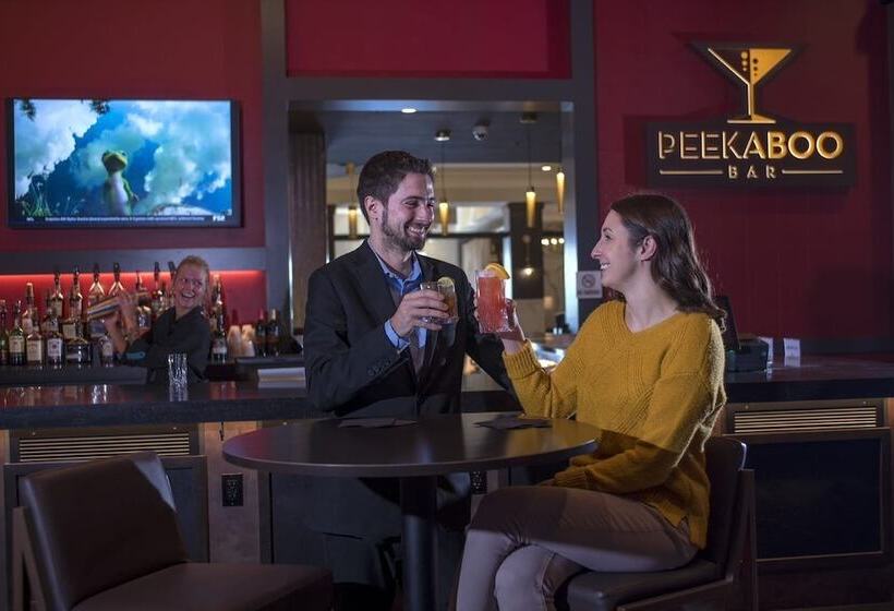 酒店 Oak Grove Racing Gaming