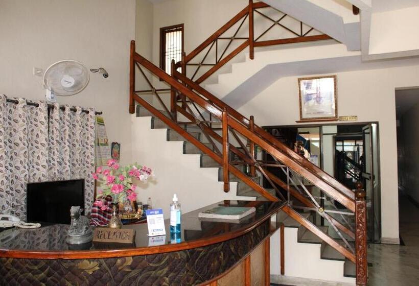 בית מלון כפרי Sridhar Lodge