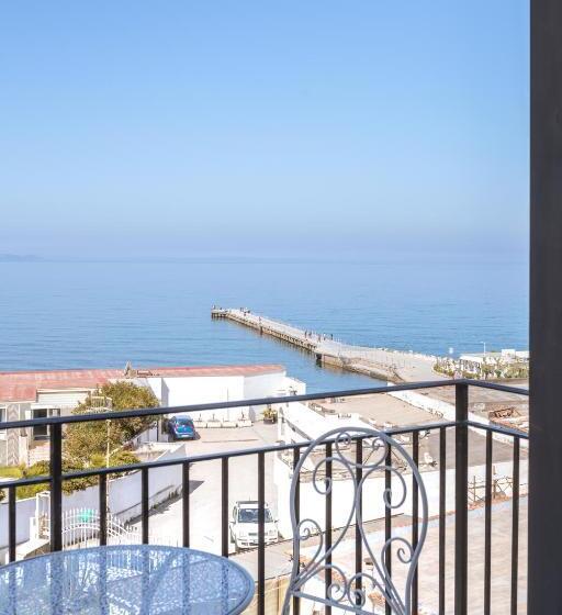 بنسيون Naro Suites And Rooms