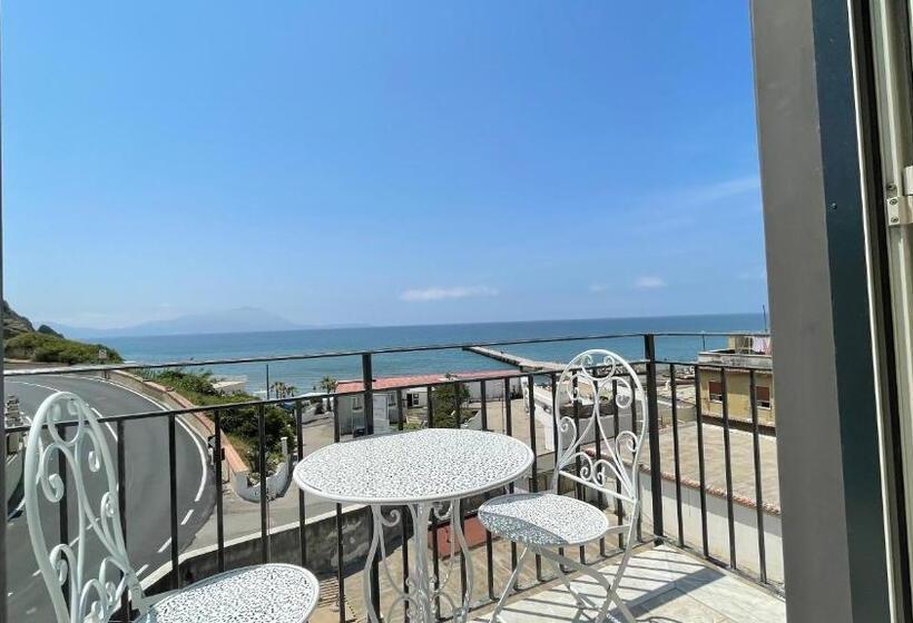 بنسيون Naro Suites And Rooms