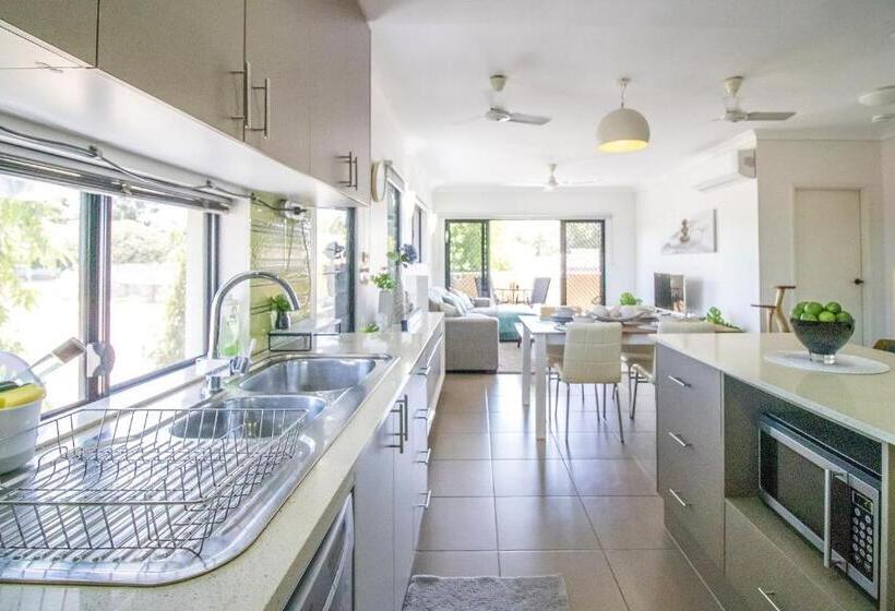 بنسيون Zen Quest   The Nomads Pad Near Nightcliff Markets & Sunset Foreshore