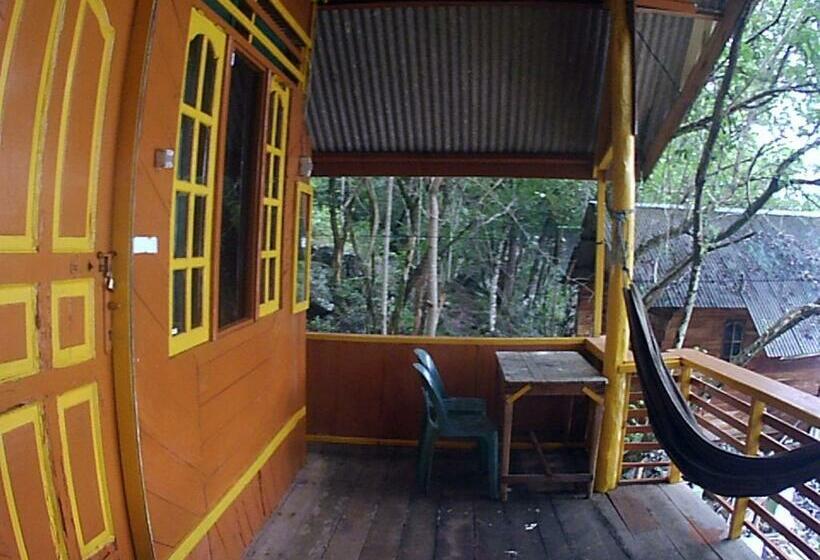 هاستل Yulia Resort