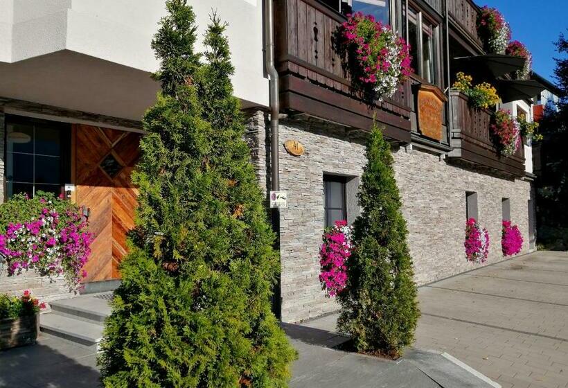 بنسيون Haus Ditzer Villa Theresia
