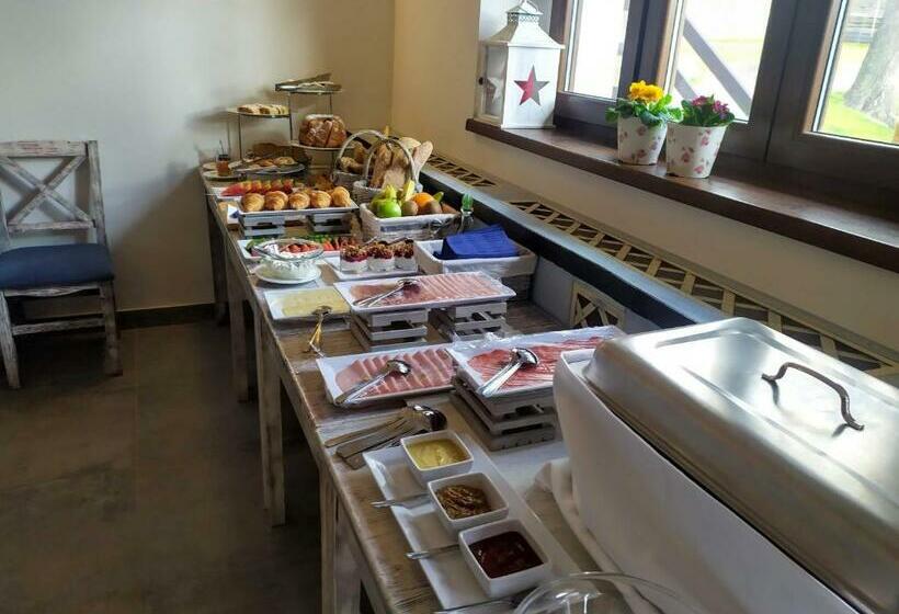 پانسیون Statek český Dvůr