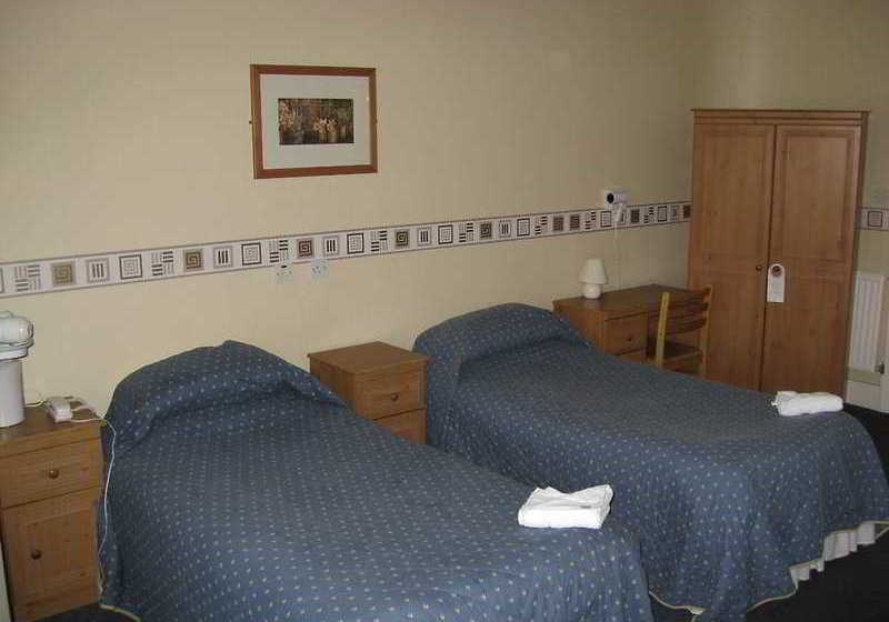Croydon Court Hotel