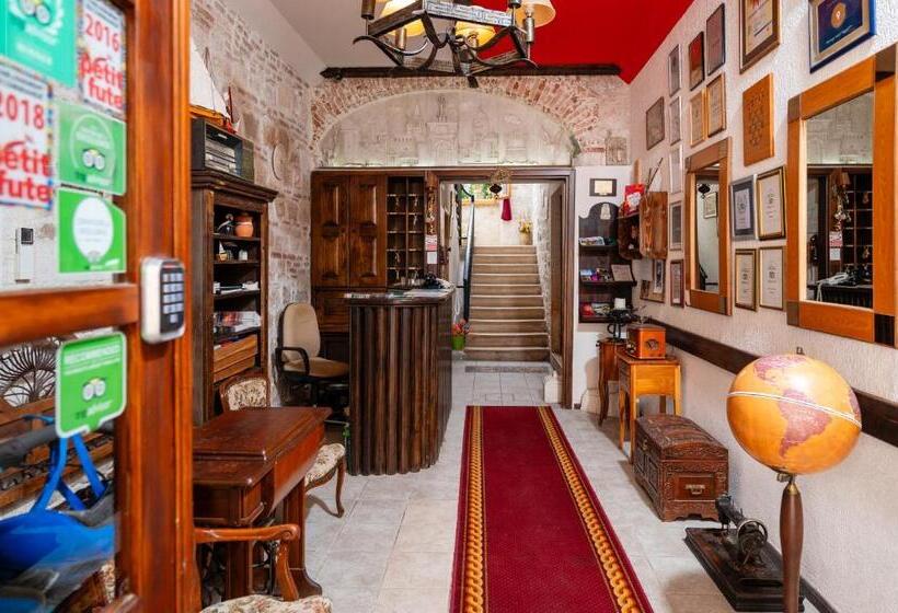 Heritage Hotel Tragos