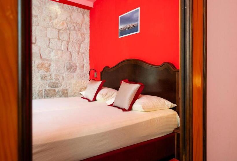 Heritage Hotel Tragos