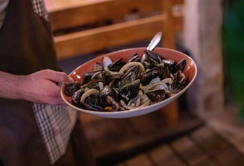 Heritage Hotel Tragos