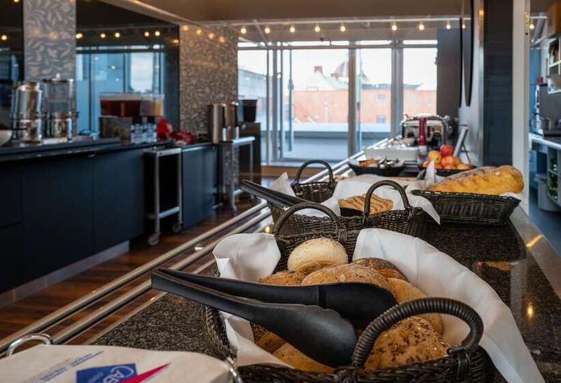 هتل Cabinn Aarhus