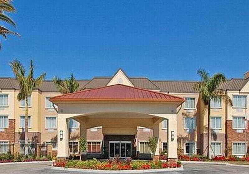 Отель Courtyard By Marriott Sarasota At University Town Center