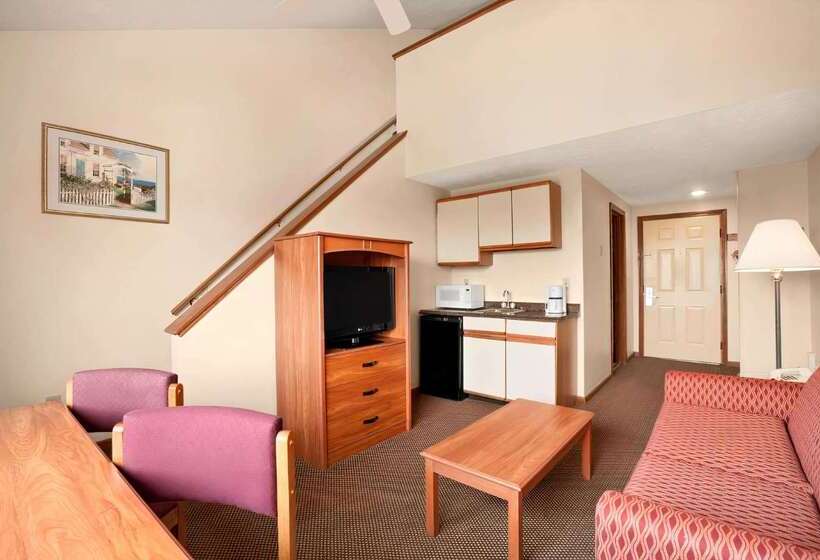 Отель Days Inn By Wyndham Colchester Burlington
