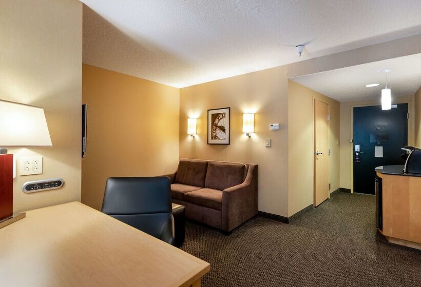 Doubletree By Hilton Hotel Savannah Airport