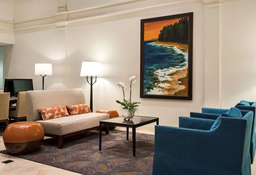 فندق Doubletree Suites By Hilton Naples