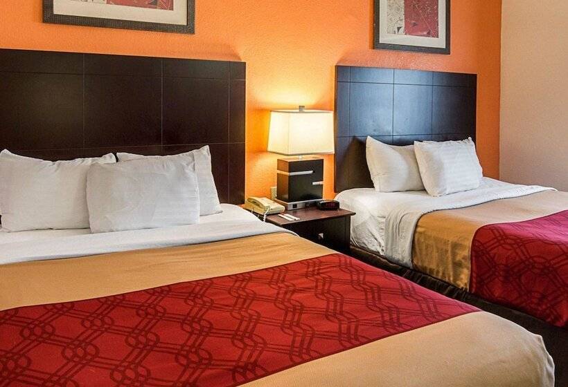 בית מלון כפרי Econo Lodge Inn & Suites Natchitoches