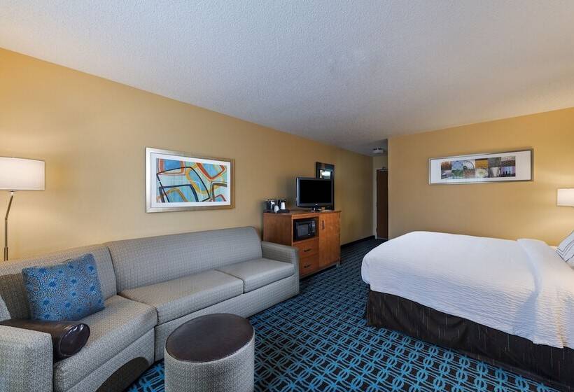 בית מלון כפרי Fairfield Inn And Suites St Petersburg Clearwater