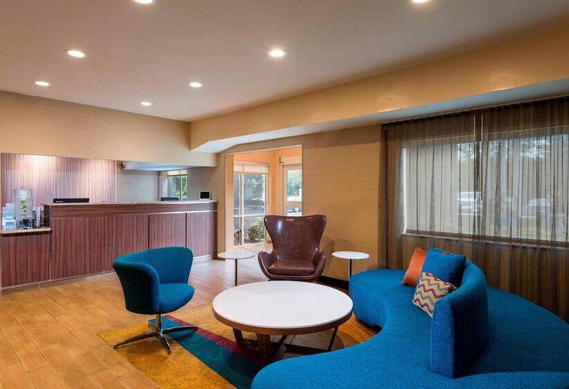 בית מלון כפרי Fairfield Inn And Suites St Petersburg Clearwater