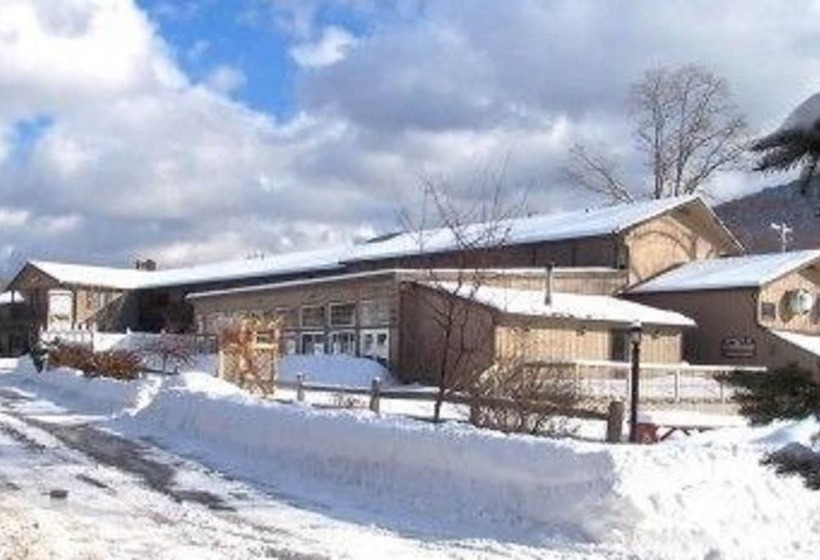 هتل Kancamagus Lodge
