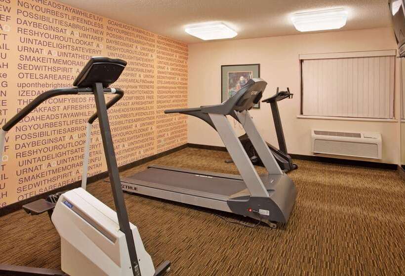 هتل La Quinta By Wyndham Des Moines West Clive