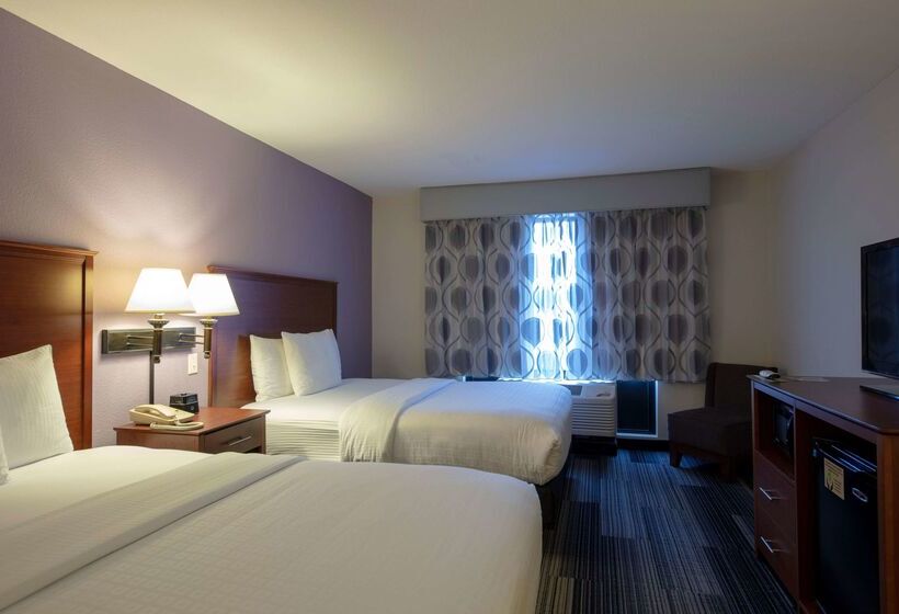 هتل La Quinta Inn & Suites By Wyndham Springfield Airport Plaza
