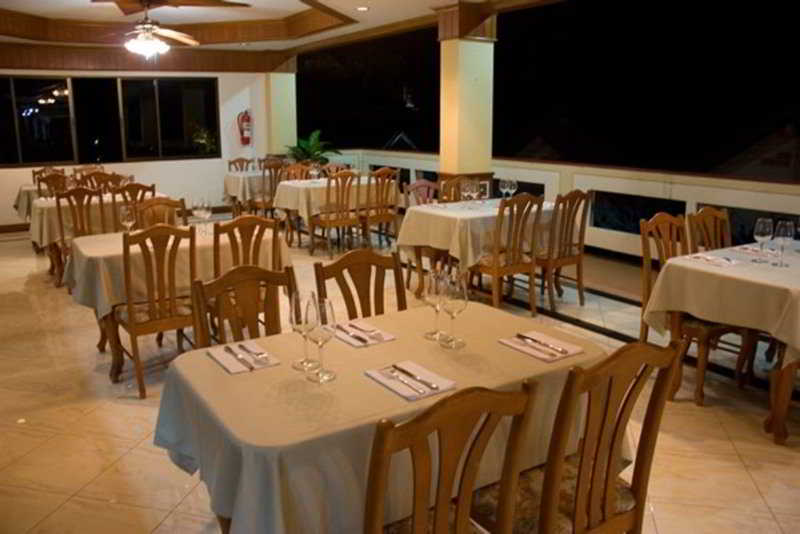 هتل Memory Karon Resort