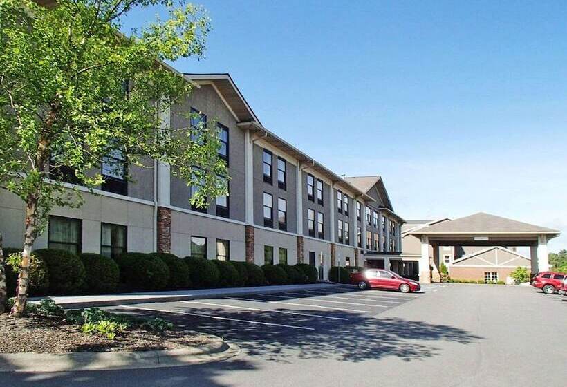 فندق Quality Inn & Suites Boone   University Area