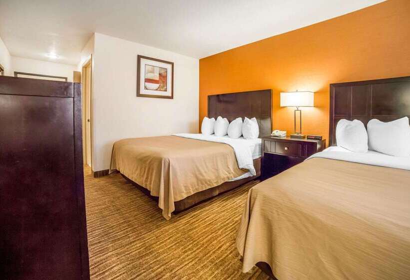 فندق Quality Inn