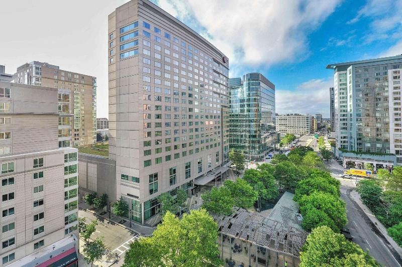 هتل Renaissance Boston Seaport