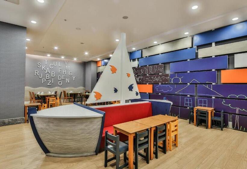 هتل Saturn Palace Resort   All Inclusive