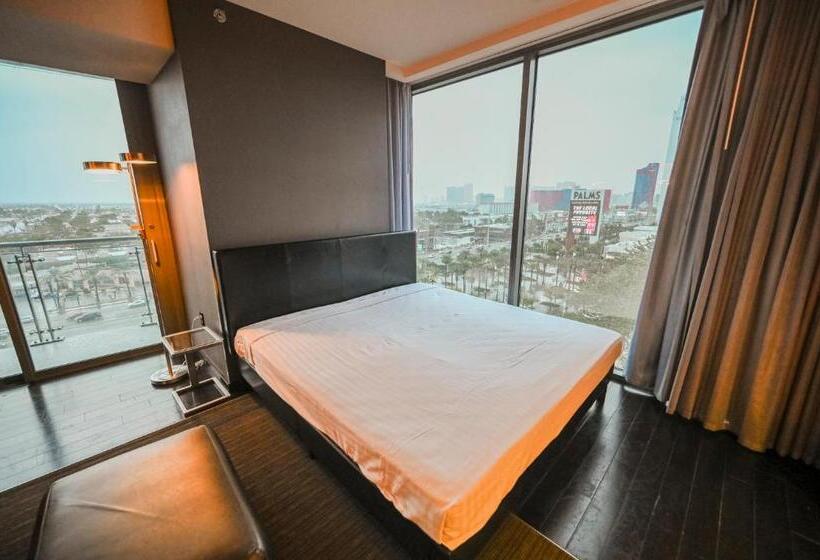 هتل Stripviewsuites Two Bedroom Conjoined Suite At Palms Place