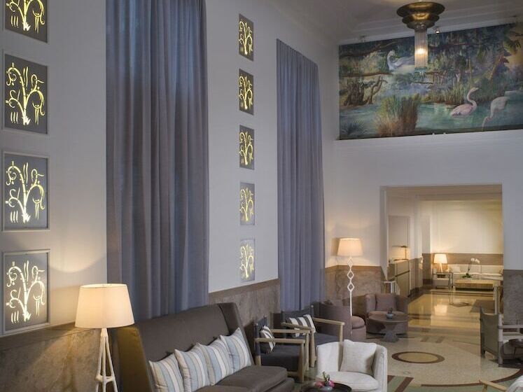 ホテル Victor South Beach