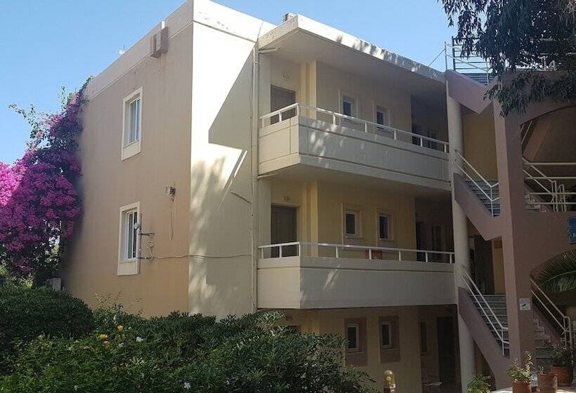 Marita's Apartments