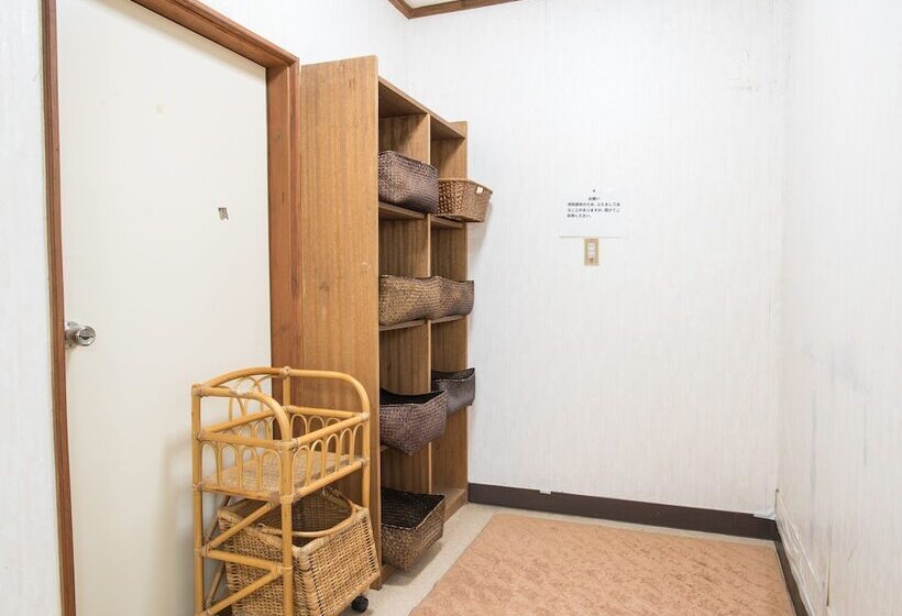 بنسيون Iwane Sanso