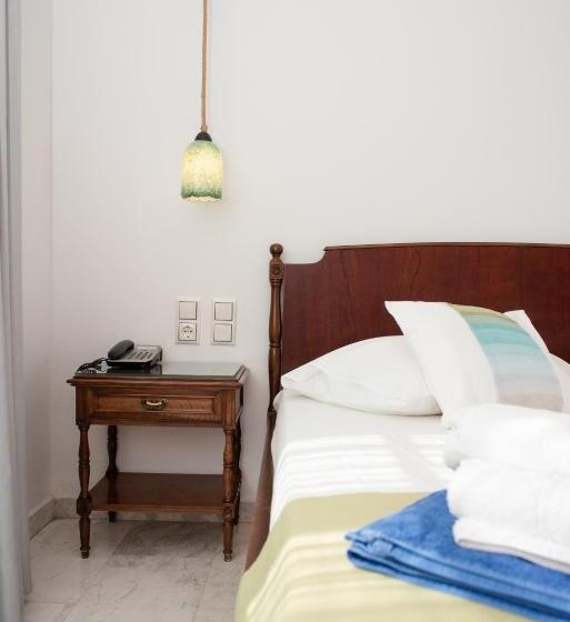Adonis Hotel Naxos