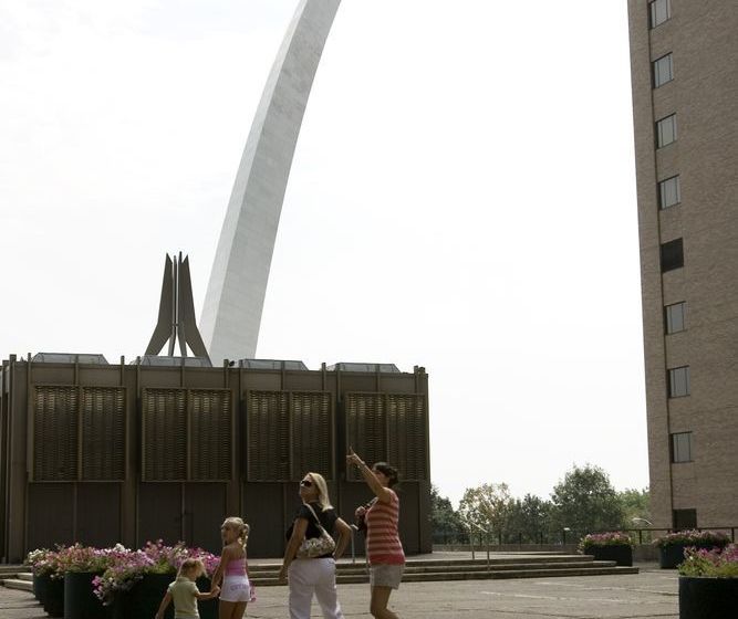 هتل City Place St. Louis