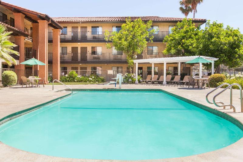 فندق Days Inn By Wyndham San Jose Airport