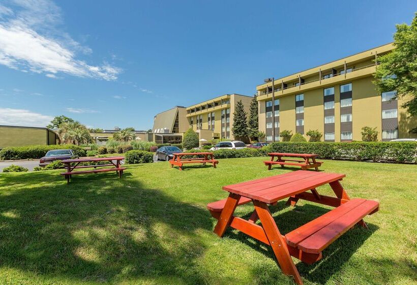 هتل Doubletree By Hilton Columbia, Sc