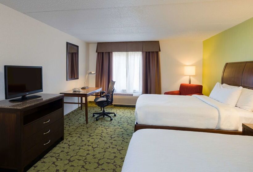 هتل Hilton Garden Inn Edison/raritan Center