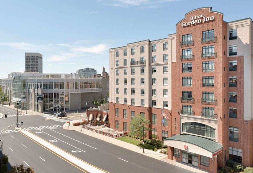 בית מלון כפרי Hilton Garden Inn Worcester