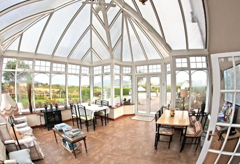 فندق Sea Breeze Bed And Breakfast