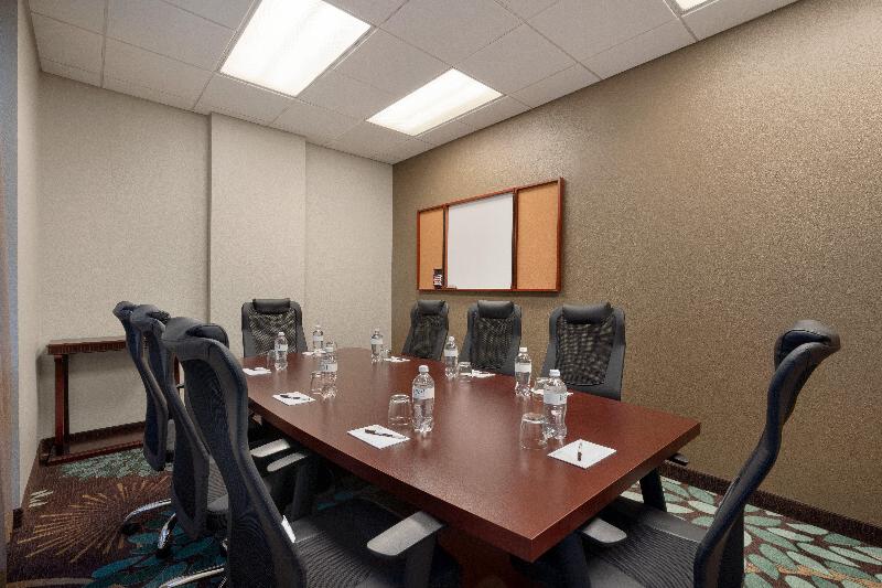 هتل Staybridge Suites San Antonio Downtown Convention Center, An Ihg