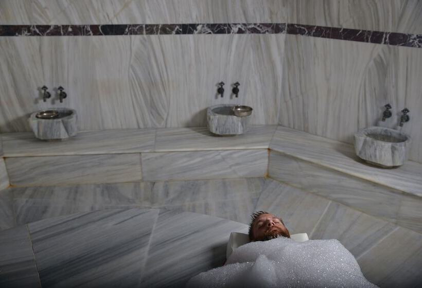 هتل Sundia by Liberty Suncity