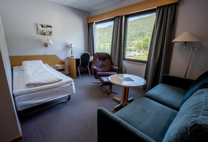 Innvik Fjordhotell