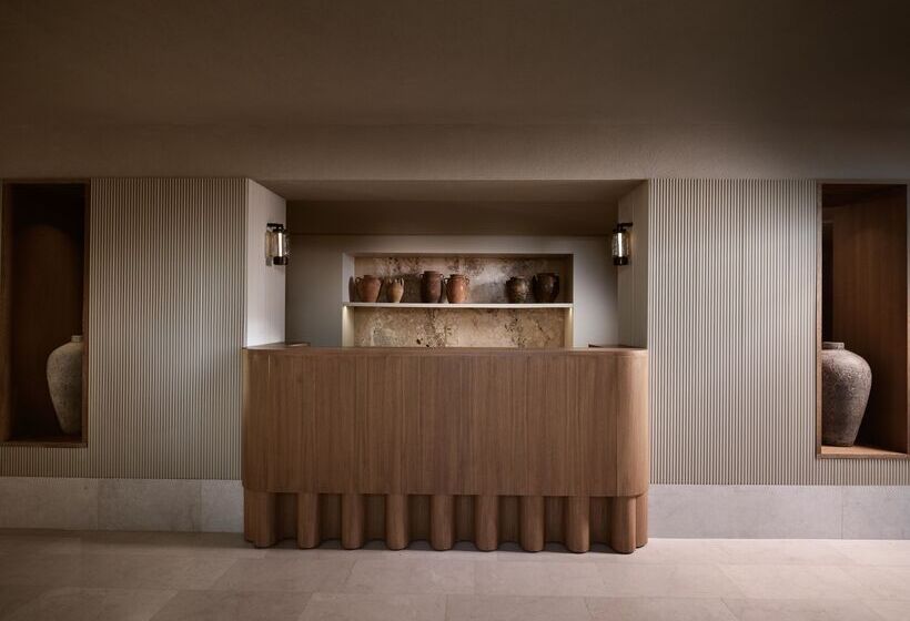 استراحتگاه Suntouch Suites