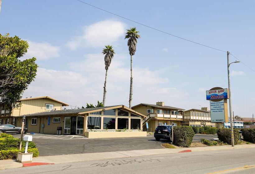 Silver Surf Motel