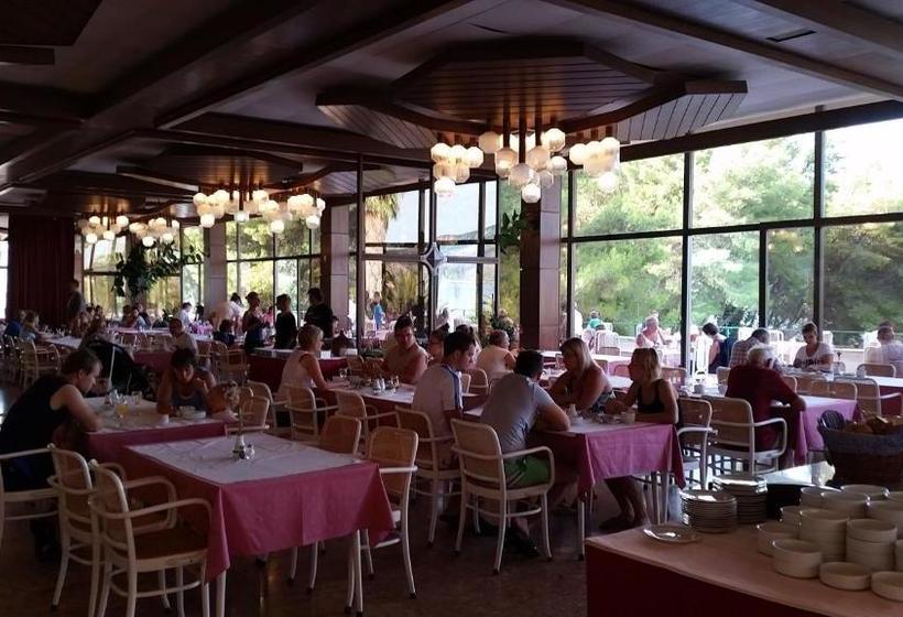 Trim Sunny Apartments By Valamar