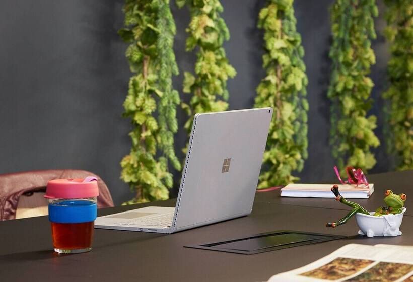 בית מלון כפרי Moxy Edinburgh Fountainbridge